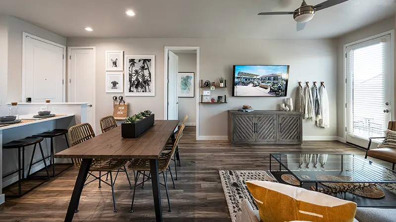 2-Bedroom Living Room To TV
